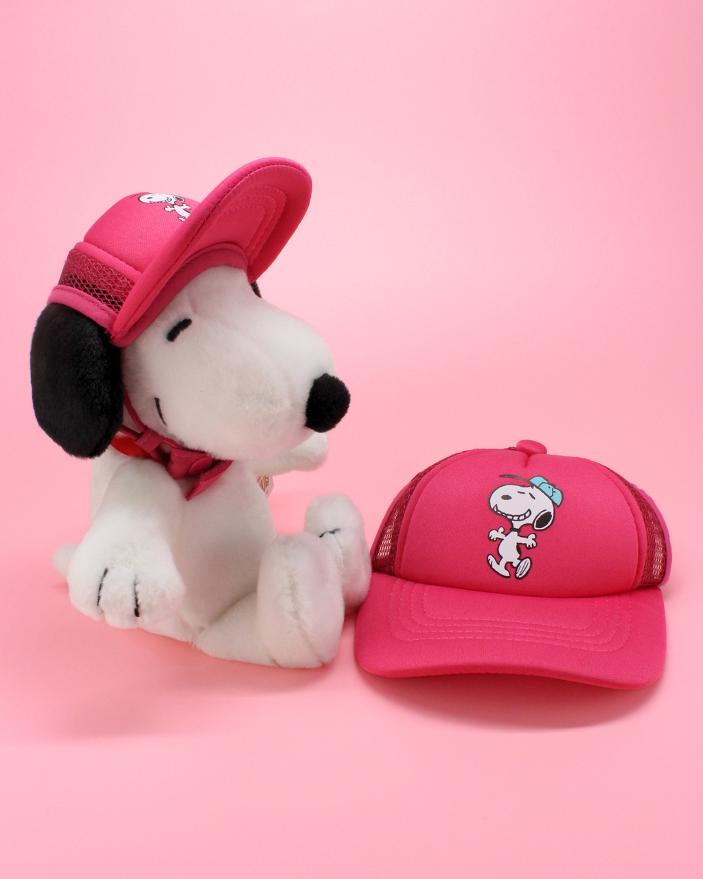 snoopy dancing with hat